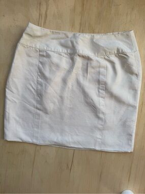 CHANEL 90s Cream Silk-Lined Boutique Piece